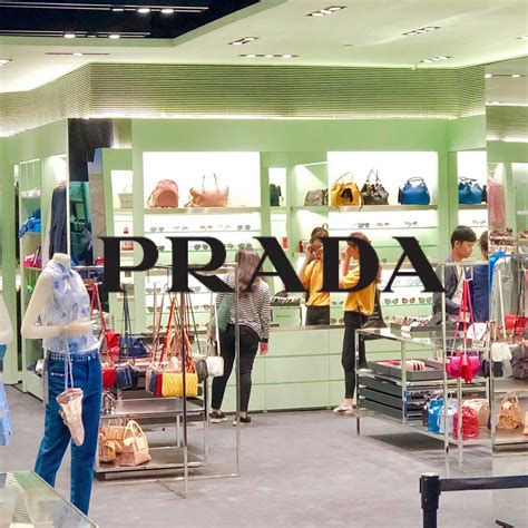 prada outlet next to the mall